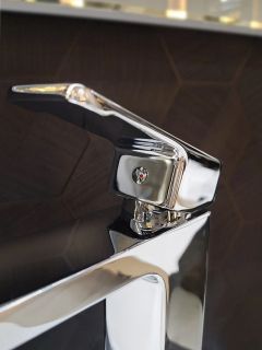 Смеситель для раковины AltroBagno Lamberto 010212 Cr Смеситель для раковины AltroBagno Lamberto 010212 Cr