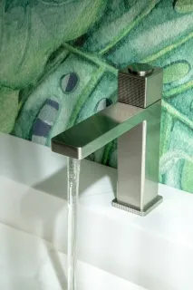 Смеситель для раковины Boheme Quad 159-NB автоматический никель брашированный Смеситель для раковины Boheme Quad 159-NB автоматический никель брашированный