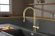 Смеситель для кухни AQUAme Cucina AQM9901BG с выдвижным изливом золото брашированное