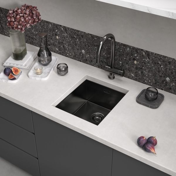 Мойка кухонная Reflexion Como 38-BL  RX2038BL оружейная сталь