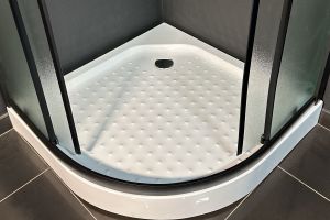 Душевой уголок Royal Bath RB90HK-C-BL-Practic с поддоном 90x90см чёрный профиль/матовое стекло