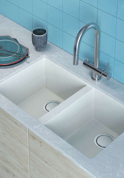 Мойка кухонная Omoikiri Kitagawa 83-2-U-WH белый