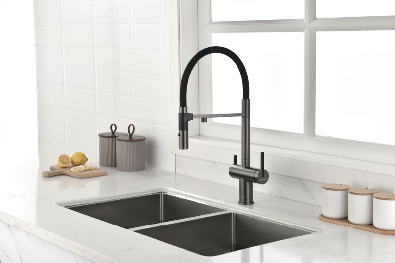 Смеситель для кухни Paulmark Gravity Gr213188-B беретта Смеситель для кухни Paulmark Gravity Gr213188-B беретта