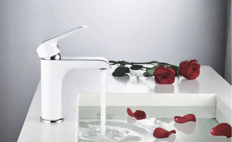 Смеситель для раковины Rose R2101F белый/хром Смеситель для раковины Rose R2101F белый/хром