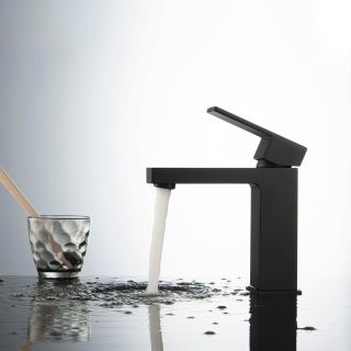 Смеситель для раковины Timo Selene 2061/03F чёрный Смеситель для раковины Timo Selene 2061/03F чёрный