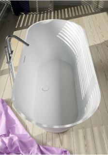 Ванна из искусственного камня Riho Barcelona B117001105 170x70см белый Ванна из искусственного камня Riho Barcelona B117001105 170x70см белый