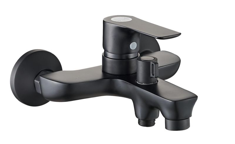 Смеситель для ванны/душа Orange Aristo M19-300b с душевым набором