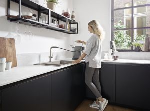 Смеситель Hansgrohe Talis M54 72808800 для кухни сталь