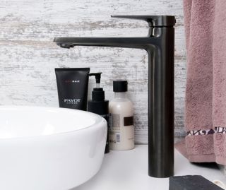 WasserKRAFT Wiese 8403H Смеситель для умывальника WasserKRAFT Wiese 8403H Смеситель для умывальника