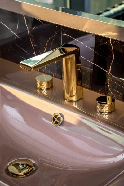 Смеситель для раковины Boheme Venturo 150-G-DIAMOND золото