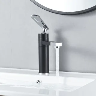 Смеситель для раковины Shevanik S6601H с поворотным носиком чёрный/хром Смеситель для раковины Shevanik S6601H с поворотным носиком чёрный/хром