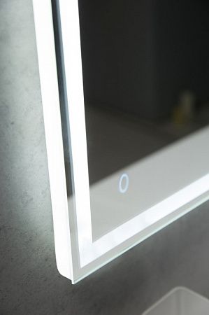 Зеркало BelBagno с LED-подсветкой и сенсорным управлением SPC-GRT-750-800-LED-TCH