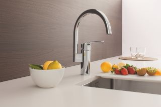 Смеситель для кухни Grohe Eurosmart 33202003 хром Смеситель для кухни Grohe Eurosmart 33202003 хром