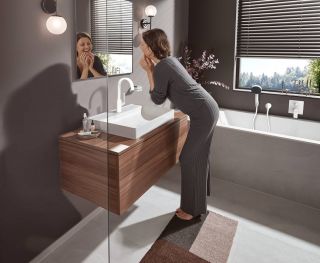 Смеситель Hansgrohe Vivenis 210 push open 75030700 для раковины