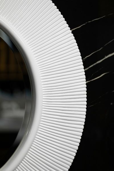 Зеркало с подсветкой Armadi Art Shine 528-W light 82 см белый