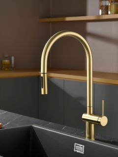 Смеситель для кухни AQUAme Cucina AQM9901BG с выдвижным изливом золото брашированное