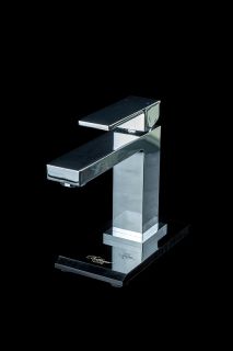 Смеситель для раковины Boheme Qubic 471-CR хром Смеситель для раковины Boheme Qubic 471-CR хром