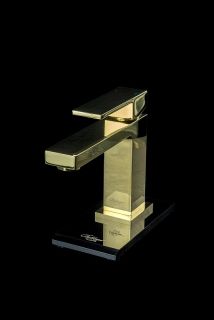 Смеситель для раковины Boheme Qubic 471-G золото Смеситель для раковины Boheme Qubic 471-G золото