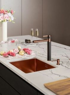 Смеситель для кухни Alveus Zina Monarch Copper 1136510 Черный Медь Смеситель для кухни Alveus Zina Monarch Copper 1136510 Черный Медь