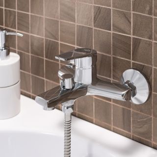 Смеситель для ванны с душем РМС SL132-009E хром Смеситель для ванны с душем РМС SL132-009E хром