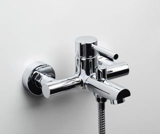 Wasserkraft Main 4101 Смеситель для ванны с коротким изливом Wasserkraft Main 4101 Смеситель для ванны с коротким изливом