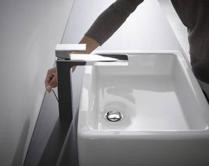 Смеситель для раковины Hansgrohe Vernis Shape 71590000
