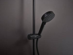 Душевая система Hansgrohe Vernis Shape Showerpipe 230 1jet EcoSmart 26097670 черный матовый