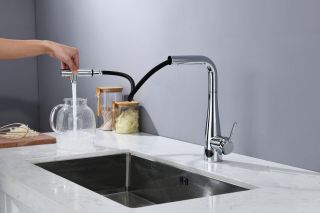 Смеситель для кухни AQUAme Cucina AQM9902CR с выдвижным изливом хром