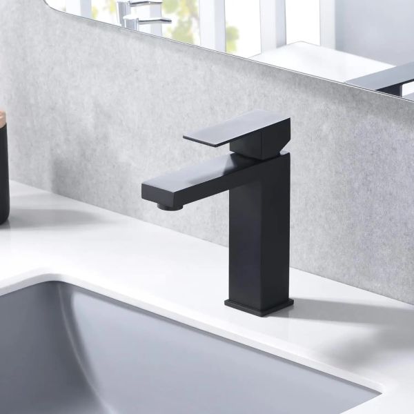Смеситель для раковины Maretti Umbria Black UMB32RF51, черный