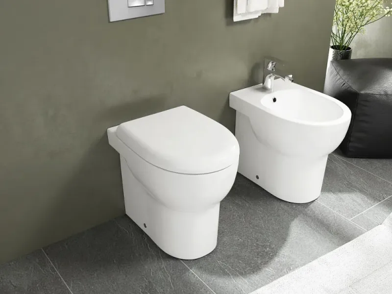 Приставной унитаз Isvea Absolute 10AB10002SV безободковый крышка микролифт белый Приставной унитаз Isvea Absolute 10AB10002SV безободковый крышка микролифт белый