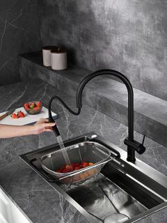 Смеситель для кухни AQUAme Cucina AQM9901MB с выдвижным изливом чёрный матовый