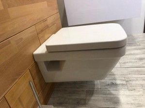 Унитаз подвесной Villeroy Boch Architectura 5685 HR 01