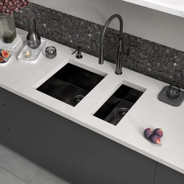 Мойка кухонная Reflexion Como 22-BL  RX2022BL оружейная сталь