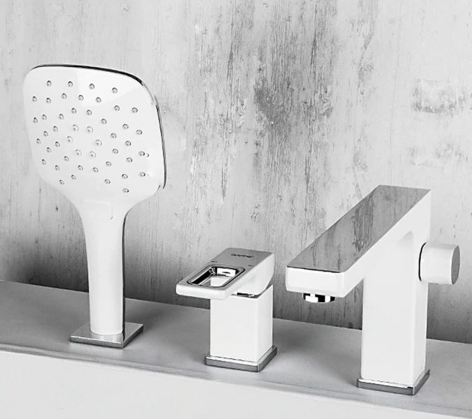 Смеситель на борт ванны Gappo G1117-8 белый/хром