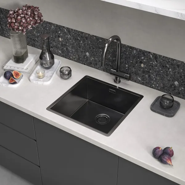 Мойка кухонная Reflexion Como 44-BL RX2044BLS оружейная сталь