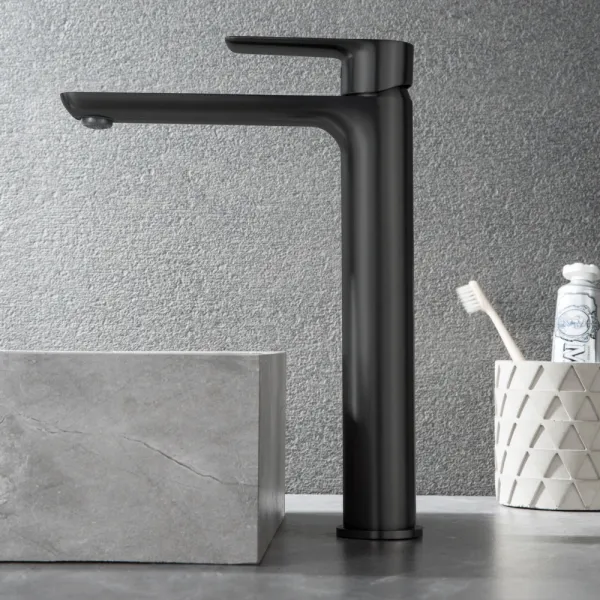 Смеситель для раковины Black&White Universe 8302BUK чёрный матовый