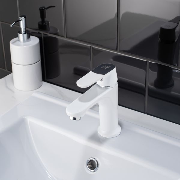 Смеситель для раковины РМС SL123W-001F белый Смеситель для раковины РМС SL123W-001F белый