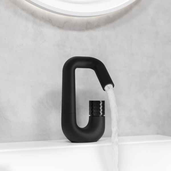 Смеситель для раковины IDDIS Twist Push Control TWIBLBTi01 чёрный матовый