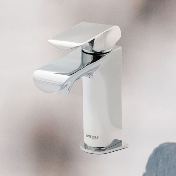 Смеситель для раковины Swedbe Iris 2210 хром Смеситель для раковины Swedbe Iris 2210 хром