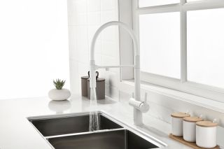 Смеситель для кухни Paulmark Gravity Gr213188-431 белый матовый Смеситель для кухни Paulmark Gravity Gr213188-431 белый матовый