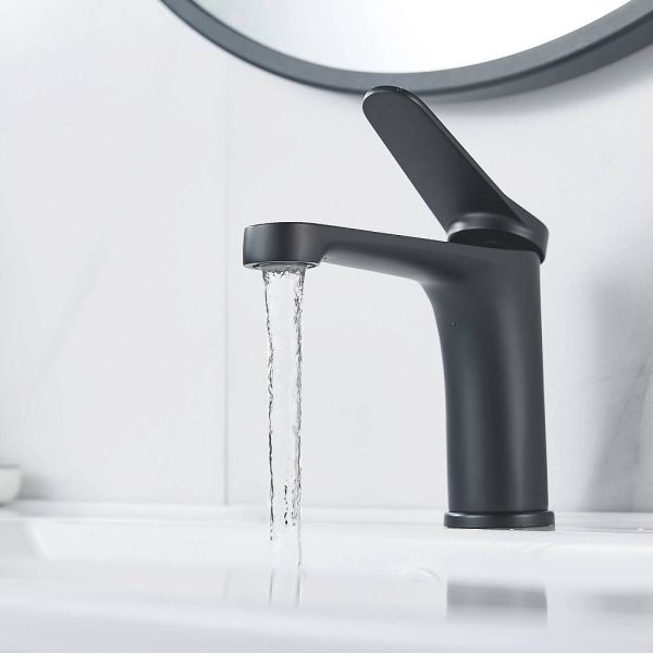 Смеситель для раковины Shevanik S6201H чёрный