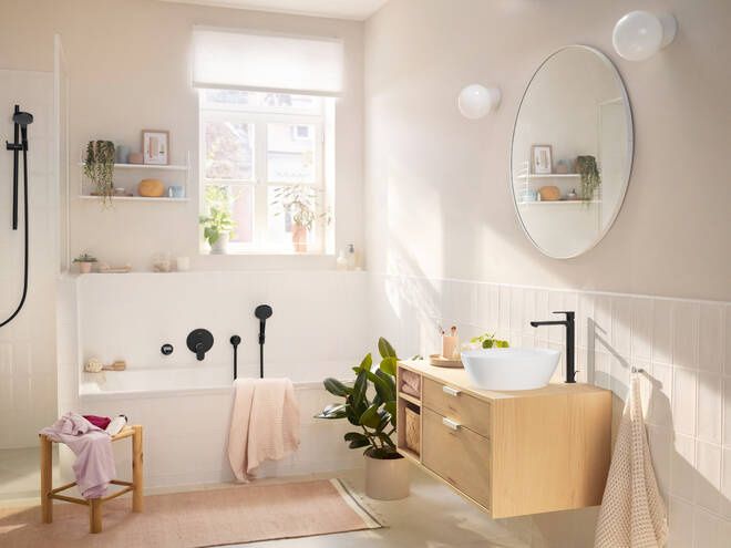 Смеситель для ванны с душем Hansgrohe Rebris S 72466670 черный матовый