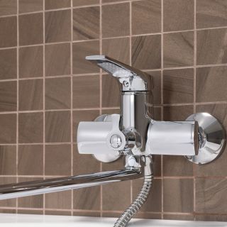 Смеситель для ванны с душем РМС SL122-006E хром Смеситель для ванны с душем РМС SL122-006E хром