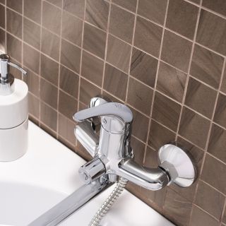 Смеситель для ванны с душем РМС SL128-006E хром Смеситель для ванны с душем РМС SL128-006E хром