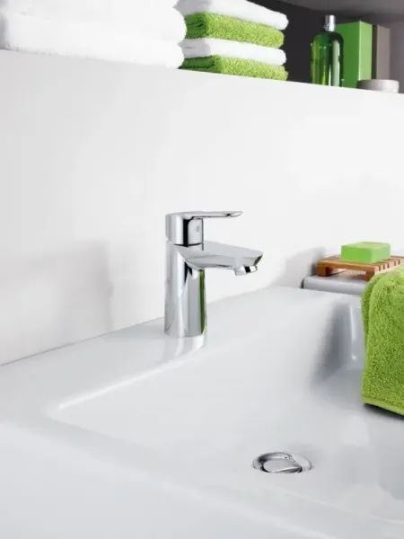 Cмеситель для раковины GROHE BauEdge 23330000 хром