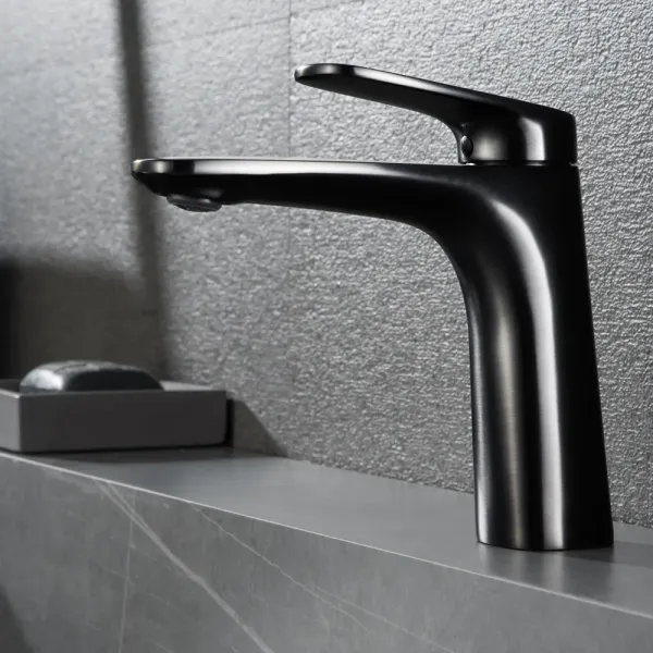 Смеситель для раковины Black&White Universe 8701B чёрный матовый