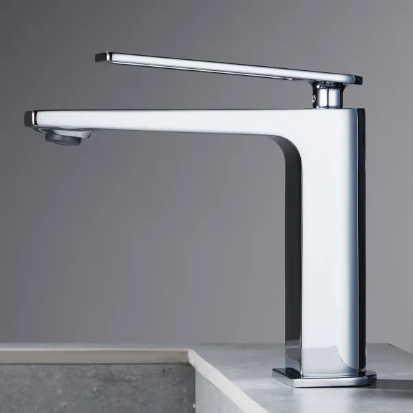 Смеситель для раковины Black&White Universe 9901С хром