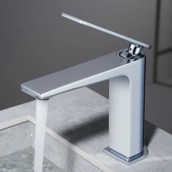 Смеситель для раковины Black&White Universe 9901С хром