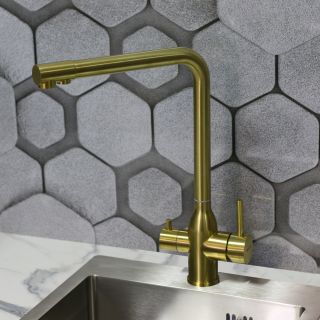 Смеситель для кухни Melana Stello MELANA-610304PVD-G с переключателем на фильтр золото Смеситель для кухни Melana Stello MELANA-610304PVD-G с переключателем на фильтр золото