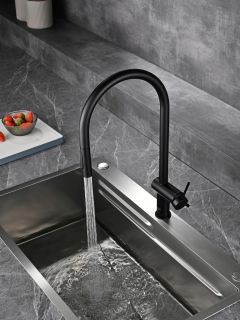 Смеситель для кухни AQUAme Cucina AQM9901MB с выдвижным изливом чёрный матовый